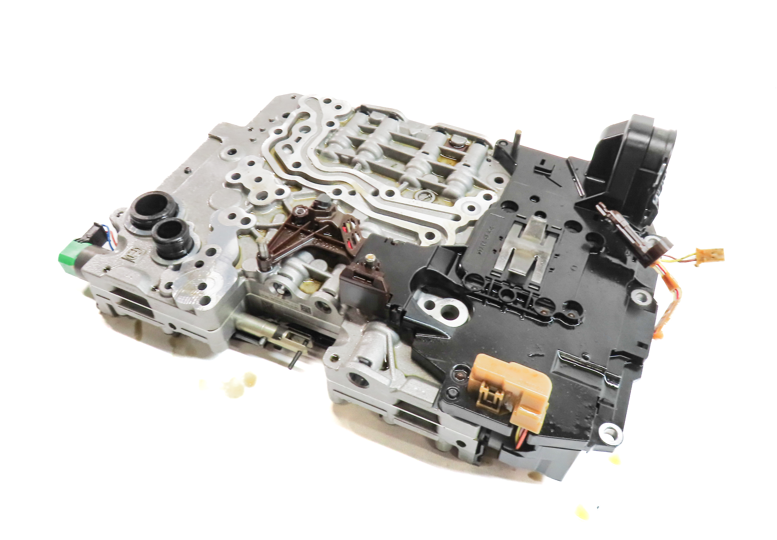 14 BMW 328i 328iGT X3 (F25 F30 F34) 2.0L 8HP45 AUTOMATIC TRANSMISSION VALVE BODY — exact item pictured